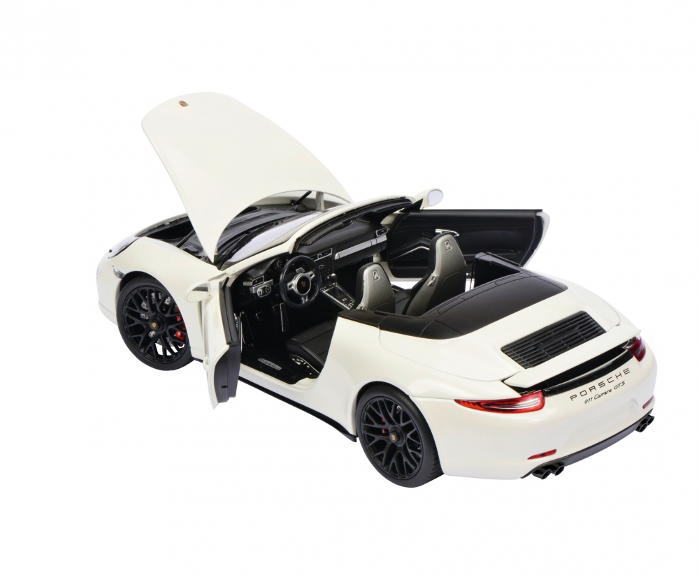 1:43 Schuco Porsche 911 Carrera GTS Convertible 2014 white 991