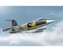 carson 1:72 F-104 G "Recce"