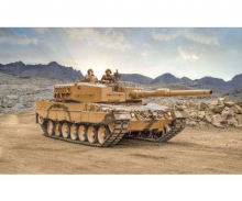 carson Leopard 2A4 Model Kit 1:35 with 5 Decal Versions
