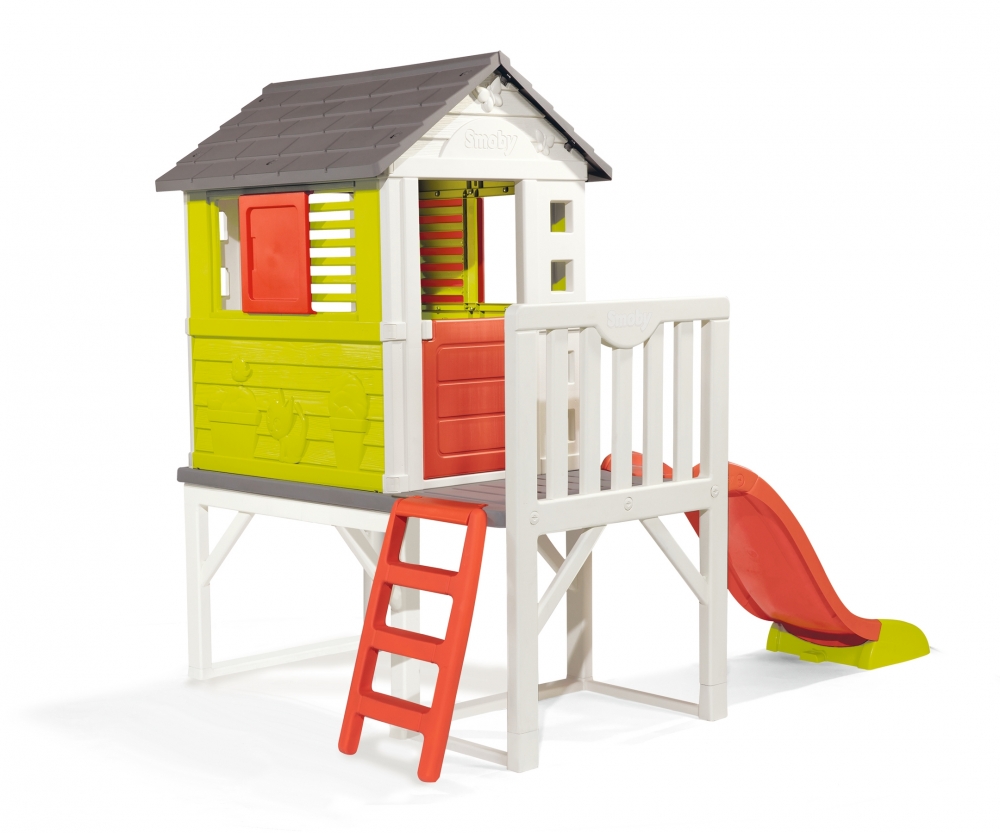 playhouse on stilts