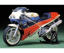 tamiya 1:12 Honda VFR 750R 1987, plastic model kit