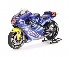 tamiya Yamaha YZR 500 Tech 3 '01