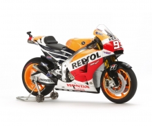 tamiya 1:12 Repsol Honda RC213V '14, motorcycle model kit