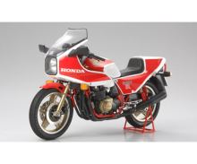tamiya 1:6 Honda CB1100R (B)