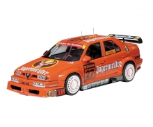 tamiya 1/24 Alfa Romeo V6 TI Jager