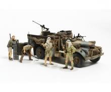 tamiya 1:35 Brit. LRDG Befehlswagen mit 7 Fig.