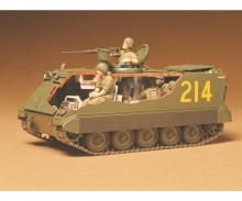 tamiya 1:35 US M113 A.P.C Personal Carrier (5)