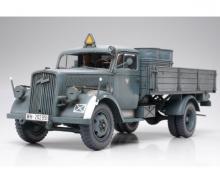 tamiya 1:35 WWII Ger. Cargo Truck 3to (2)