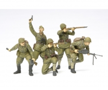 tamiya 1:35 WWII Fig. Rus. Assault Infantry (5)