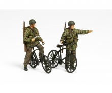 tamiya 1:35 Brit. Paratroop w/ Parabike