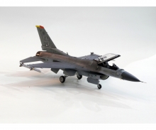 1:72 US F-16CJ Fighting Falcon tamiya 1:72 US F-16CJ Fighting Falcon