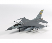 1:72 F-16CJ w/FULL EQUIPMENT tamiya 1:72 F-16CJ w/FULL EQUIPMENT