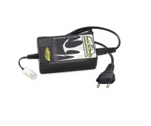 Fast Charger 2A tamiya Fast Charger 2A