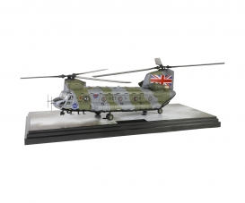 1/72e Brit. Boeing Chinook MK 1 RAF n°7