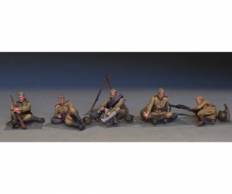 1:35 Fig. Sov. Soldaten machen Pause (5)