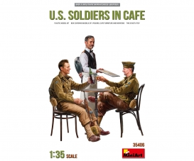 1:35 Fig. US Soldiers in Cafe w/ Acc.