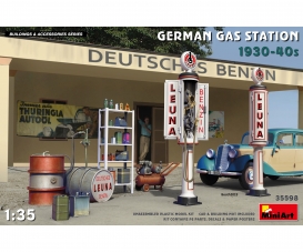 1:35 Ger. Gas Station Set 1930-40 w/Acc.