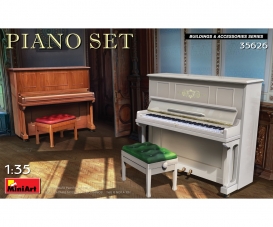 1:35 Piano Set