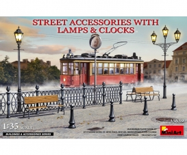 1:35 Street Accessories w/Lamsp & Clock