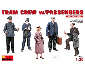 1:35 Fig. Tram Crew with Passengers (5)