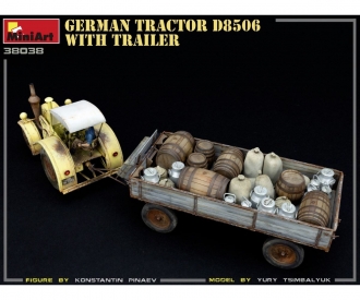 1:35 Deutscher Traktor D8506 mit Anhänger (1)