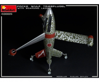 1:35 Aile motrice Focke-Wulf avec échafaudage