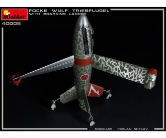 1:35 Aile motrice Focke-Wulf avec échafaudage