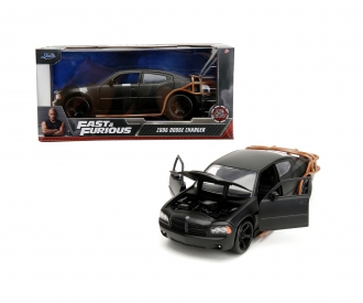 Buy F&F Dodge Charger Heist Car 1:24 online | Jada Toys