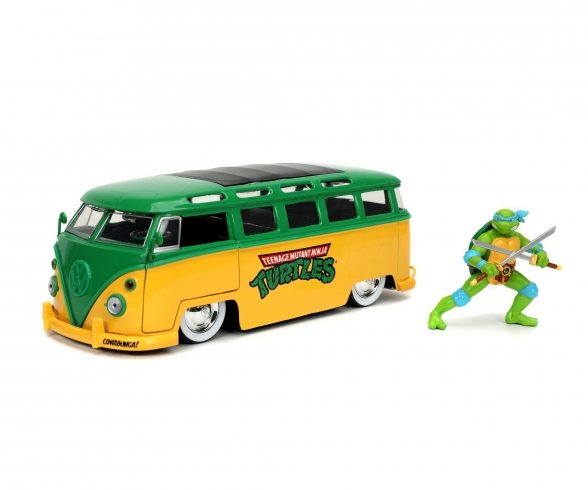 Buy Turtles 1962 VW Bus 1:24 online | Jada Toys