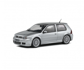 1:43 VW Golf R32 2003 silv
