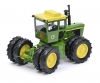 John Deere 7520 green 1:32