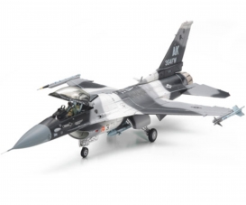 1:48 Lockheed Martin F-16C/N Aggressor